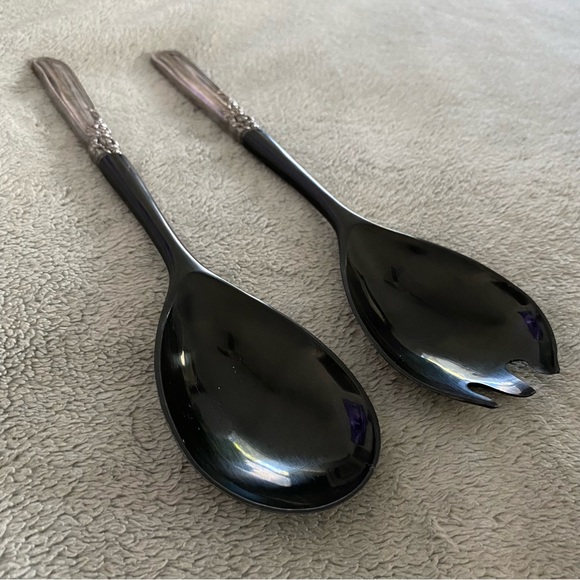 Oneida Gay Adventure Serveware - Picture 4 of 8